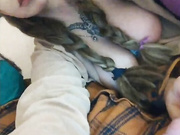 LittleDelora (с парнем)