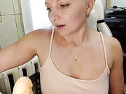Онлайн-эровидеочат с Anesteishen на BongaCams 2022-08-06 14_54