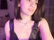 Nika-Sweet - киской на камеру ©