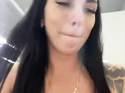 Онлайн-эровидеочат с KROSHKA_N на BongaCams 2022-09-05 14_30