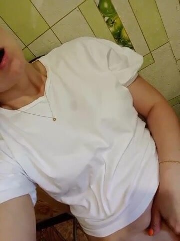 Онлайн-эровидеочат с Anesteishen на BongaCams 2022-06-18 14_24