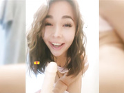 G-E-I-S-H-A в примерочной