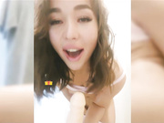 G-E-I-S-H-A в примерочной