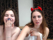 BarbaraLi с подругой