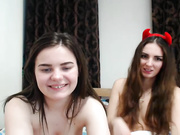 BarbaraLi с подругой