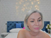 Онлайн-эровидеочат с MiyaKiss на BongaCams 2022-12-10 17_28
