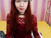 Рыженькая alitta показывает письку 2