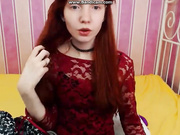 Рыженькая alitta показывает письку 2