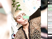 KisaKarolinka (Karolina-st) дразнит