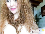 Общение с пользователем Little_Izzi в онлайн-видеочате (18+) 2023-04-27 01_13