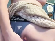 Мамтурбирует на камеру #1