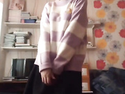 Одноклассница показывает сиськи