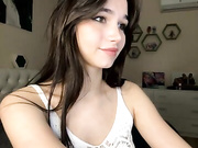 Stefannichka бесплатное вебкам шоу и XXX чат _ xHamsterLive 2023-04-04 02_17