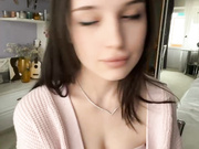 hor-neyJ0zy