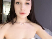 hor-neyJ0zy
