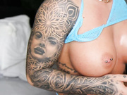 dee_waters