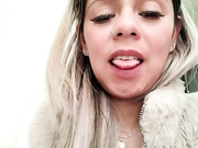 Emily-- бесплатное вебкам шоу и XXX чат _ xHamsterLive 2023-03-06 22_40