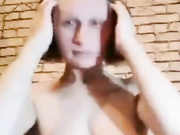 БЕРЕМЕННАЯ МОДЕЛЬ