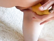 ДЕВИЦА ДРОЧИТ АНАЛ БАНАНОМ