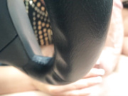 Страстный минет водителю финика