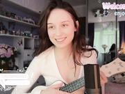hor-neyJ0zy
