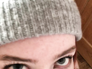 шлюха сосет чёрный член