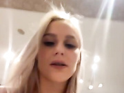Watch PrettyKatea Live on PD Cams & 1415+ Teen Models 2023-06-18 17_05