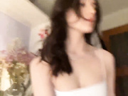 hor-neyJ0zy