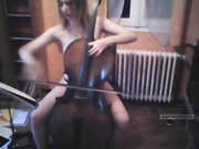 Aria_French (голая с виолончелью)