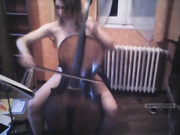 Aria_French (голая с виолончелью)