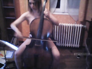 Aria_French (голая с виолончелью)