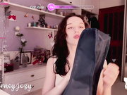 hor-neyJ0zy