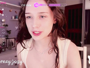 hor-neyJ0zy