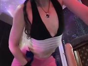 1Kafeta - богиня фетиша делает минет нагнувшись