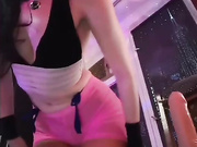 1Kafeta - богиня фетиша делает минет нагнувшись