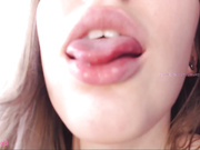 uwuxo