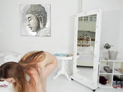 lili_and_niki