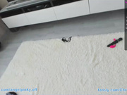 angel_pinky
