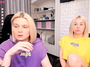 Hotblonds