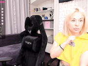 Hotblonds