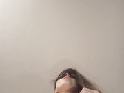 -Smetanka- голая шалит с вибратором