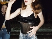 Dolls4you (обливается пивом + раздевается)