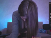 Maria (WetMary) скачет и сосет дилдо