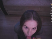 Maria (WetMary) скачет и сосет дилдо