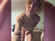 MyLittlegi -"Я люблю с попочкой играться"