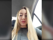 ParisHill показала сиськи в такси