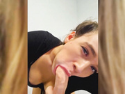 my--Polina отсос на столе