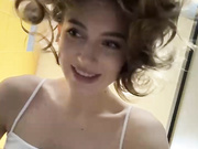 -AngelAri-