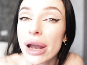 Alexa_Alex_Liepa