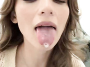 -AngelAri-